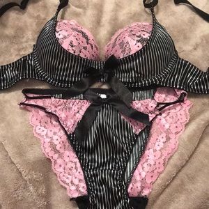 Japanese bra and panty set
